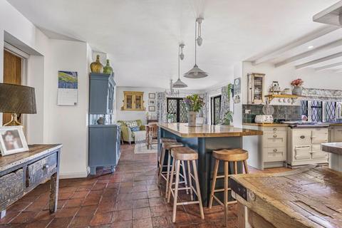 Thaxted Cottage Glendene Avenue, East Horsley, Leatherhead, KT24 5AY
