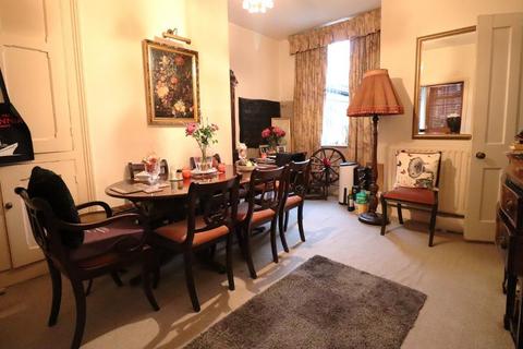 2 bedroom terraced house for sale, Hale WA15