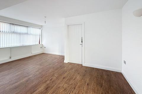 3 bedroom flat to rent, Flat C, Portland House, Church Street, Stoke-on-Trent