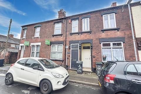 5 bedroom house share to rent, Seaford Street, Stoke-on-Trent, ST4 2ET