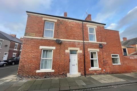 2 bedroom terraced house to rent, Princess Louise Road, Blyth