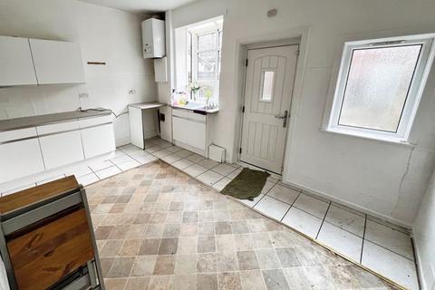 2 bedroom terraced house for sale, Parkfield Road, Great Lever