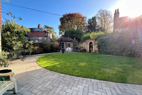 5 bedroom character property for sale, Castle Street, Fareham PO16