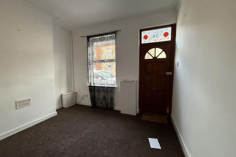 2 bedroom terraced house to rent, Selwyn Street, Stoke-On-Trent