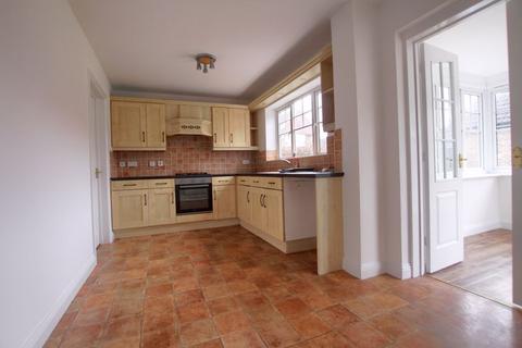 4 bedroom detached house to rent, Caldey Gardens, Stockton-On-Tees