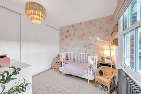 16 Camden Grove, Chislehurst, BR7 5BH