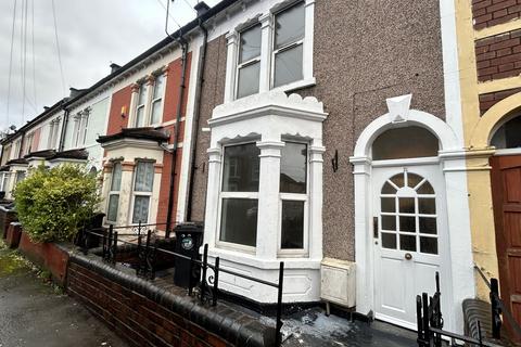 3 bedroom terraced house to rent, Bristol BS5