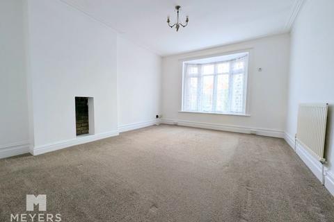 3 bedroom apartment to rent, Parkwood Road, Southbourne, BH5