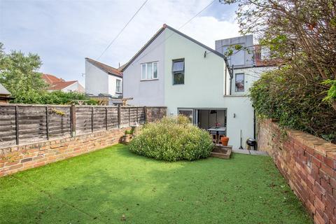 4 bedroom terraced house for sale, St. Albans Road, Bristol, BS6