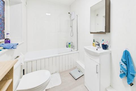 2 bedroom apartment to rent, Freedom Road, Sheffield S6