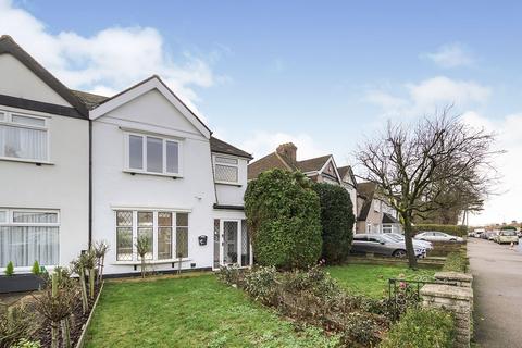 3 bedroom semi-detached house to rent, Woolwich Road, London SE2