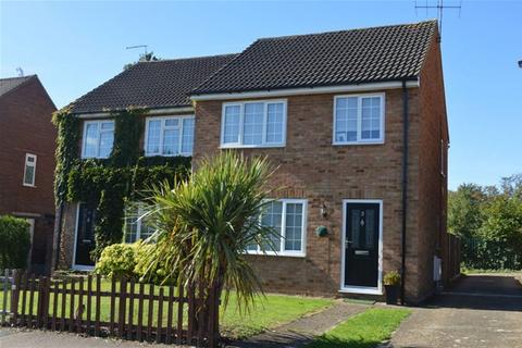 3 bedroom house to rent, Glengall Place, St Albans