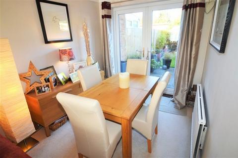 3 bedroom house to rent, Glengall Place, St Albans