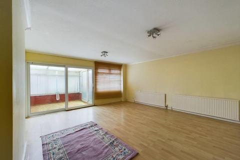 3 bedroom house for sale, Carfax Road, Hornchurch