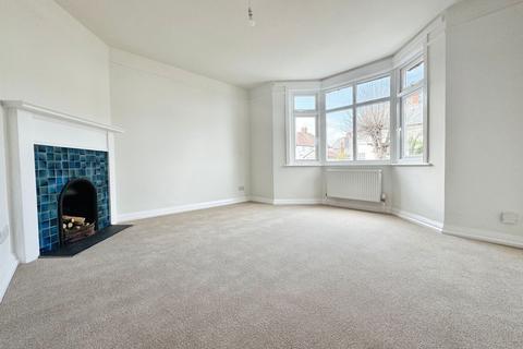 2 Elm Grove, Minehead, TA24 6AA