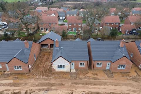 2 bedroom detached bungalow for sale, PASTURES NEW - Tidbury Green, Bungalows