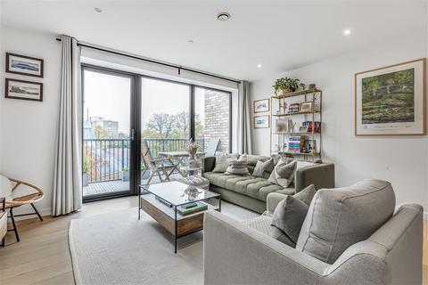 2 bedroom flat for sale, Beatrice Place, SW19