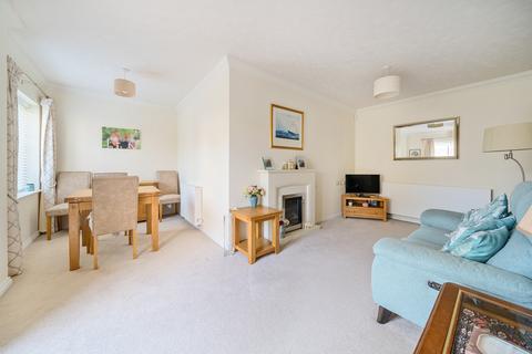 2 bedroom retirement property for sale, Manygate Lane, Shepperton, TW17