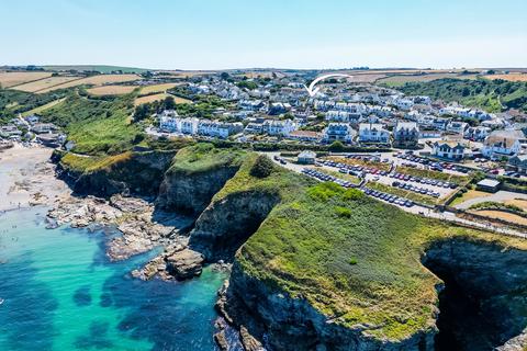 32 Tintagel Terrace, Port Isaac, PL29 3SE