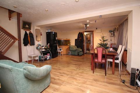 undefined, Lynton Road, Peterborough