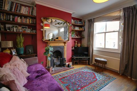 2 bedroom terraced house for sale, WARWICK STREET