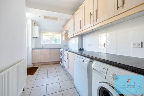 2 bedroom end of terrace house for sale, Milner Road, Brighton, BN2