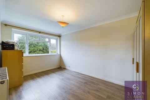 2 bedroom maisonette to rent, Vernon Crescent, East Barnet, EN4