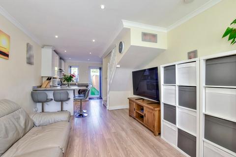 2 Lancaster Way, Abbots Langley, WD5 0PQ