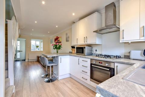 2 Lancaster Way, Abbots Langley, WD5 0PQ