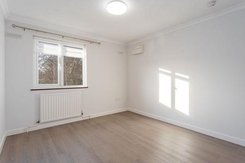 1 bedroom flat for sale, Park View Road, Redhill RH1