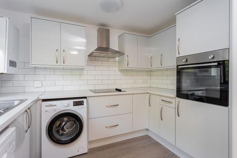 1 bedroom flat for sale, Park View Road, Redhill RH1