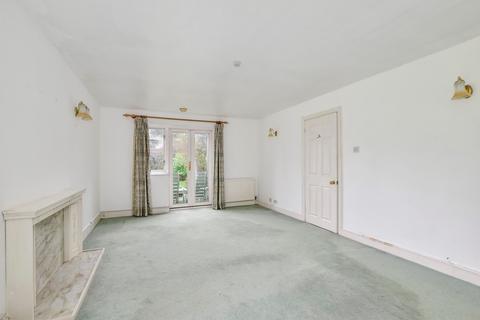 4 bedroom detached house for sale, Kings Meadow, Kings Langley, WD4