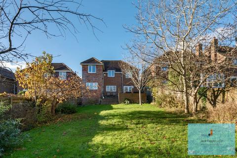 4 bedroom detached house for sale, Woodland Avenue, Hove, BN3