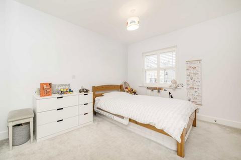 3 bedroom detached house for sale, Roper Crescent, Sunbury-On-Thames TW16