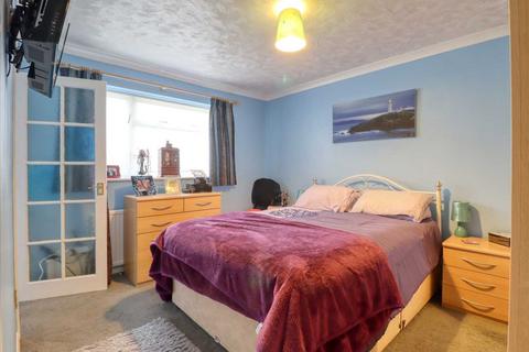 3 bedroom detached house for sale, Walton CO14