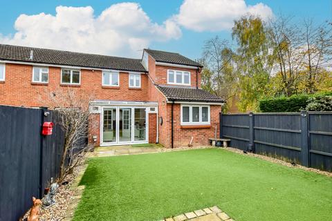 4 bedroom end of terrace house for sale, Roman Gardens, Kings Langley, WD4