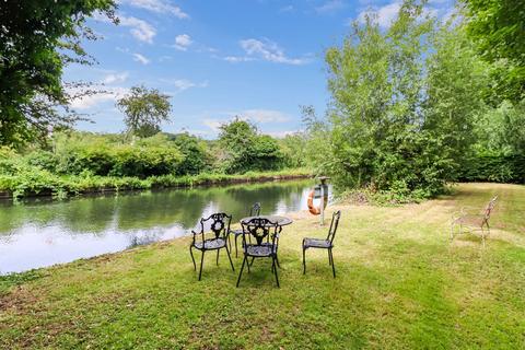 4 bedroom end of terrace house for sale, Roman Gardens, Kings Langley, WD4