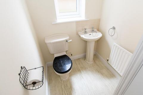 11 Forsythia Close, Lutterworth, LE17 4FD