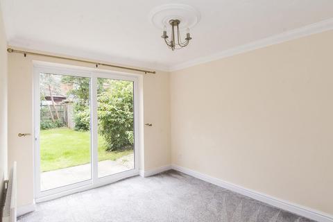 11 Forsythia Close, Lutterworth, LE17 4FD