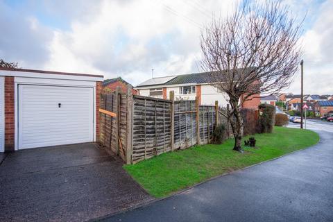 2 bedroom end of terrace house for sale, Linden Avenue, Burntwood, WS7