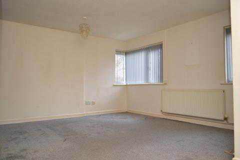 2 bedroom flat for sale, Butler Green, Chadderton, Oldham