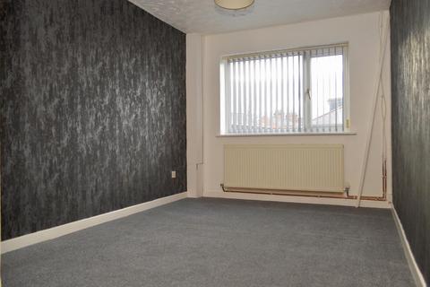 2 bedroom flat for sale, Butler Green, Chadderton, Oldham