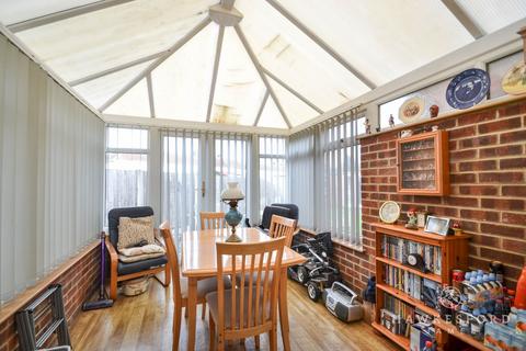 3 bedroom semi-detached house for sale, South Avenue, Sittingbourne ME10