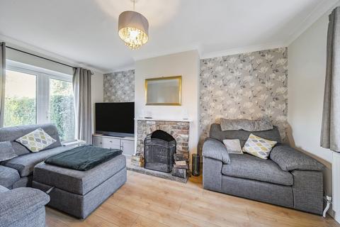 undefined, Clewer Avenue, Windsor, SL4