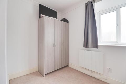 undefined, Leigh Road, Leigh-On-Sea SS9