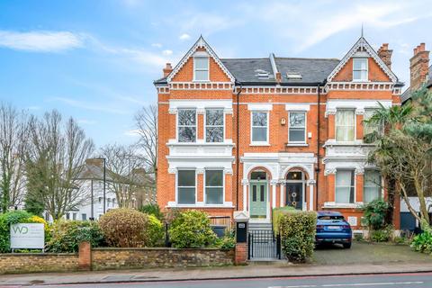 3 bedroom apartment to rent, Thurlow Park Road, West Dulwich, SE21