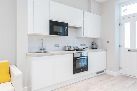 1 bedroom flat to rent, Glading Terrace, London, N16