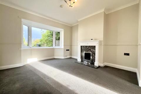 3 bedroom house for sale, Chevinedge Crescent, Halifax