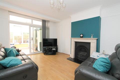 3 bedroom semi-detached house for sale, Croydon Road, Beddington CR0