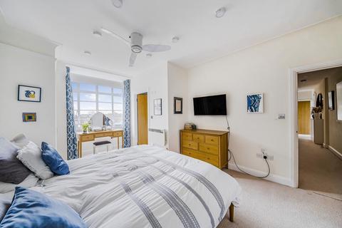 2 bedroom flat for sale, Belsize Avenue, Belsize Park